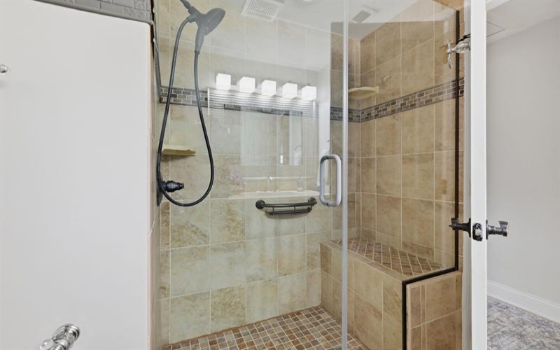 4209 Frederick DRIVE, New Kensington, 15068, 3 Bedrooms Bedrooms, 11 Rooms Rooms,2.1 BathroomsBathrooms,Residential,For Sale,Frederick,1753681