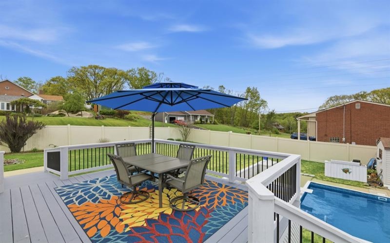 4209 Frederick DRIVE, New Kensington, 15068, 3 Bedrooms Bedrooms, 11 Rooms Rooms,2.1 BathroomsBathrooms,Residential,For Sale,Frederick,1753681