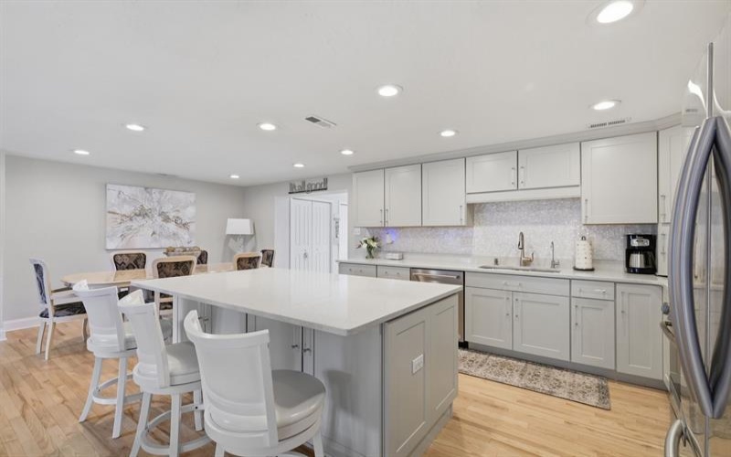 4209 Frederick DRIVE, New Kensington, 15068, 3 Bedrooms Bedrooms, 11 Rooms Rooms,2.1 BathroomsBathrooms,Residential,For Sale,Frederick,1753681