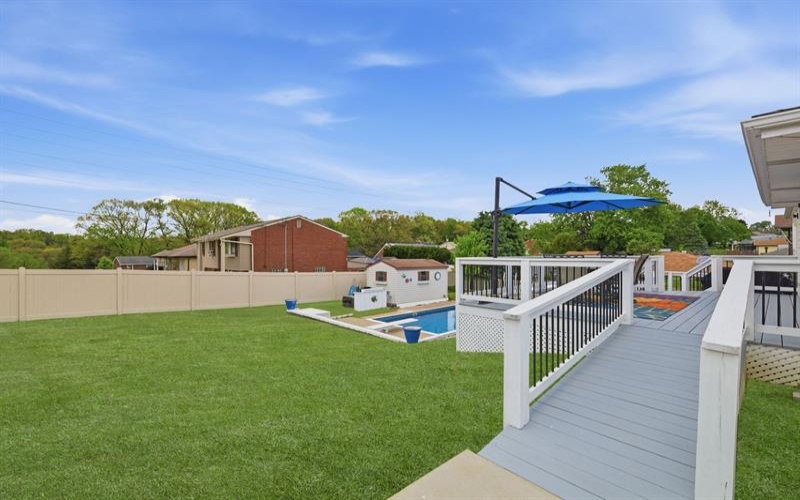 4209 Frederick DRIVE, New Kensington, 15068, 3 Bedrooms Bedrooms, 11 Rooms Rooms,2.1 BathroomsBathrooms,Residential,For Sale,Frederick,1753681