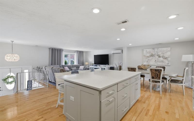 4209 Frederick DRIVE, New Kensington, 15068, 3 Bedrooms Bedrooms, 11 Rooms Rooms,2.1 BathroomsBathrooms,Residential,For Sale,Frederick,1753681