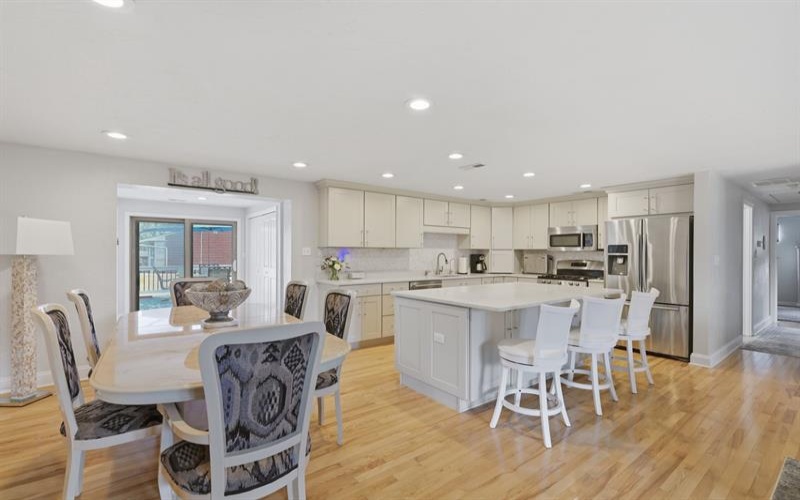 4209 Frederick DRIVE, New Kensington, 15068, 3 Bedrooms Bedrooms, 11 Rooms Rooms,2.1 BathroomsBathrooms,Residential,For Sale,Frederick,1753681