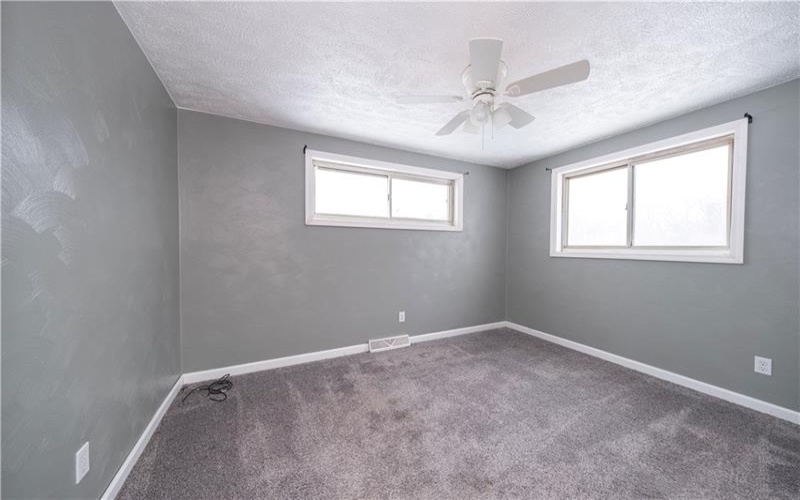 1020 Roosevelt Way, New Alexandria, 15670, 3 Bedrooms Bedrooms, ,2 BathroomsBathrooms,Residential,For Sale,Roosevelt Way,1739629