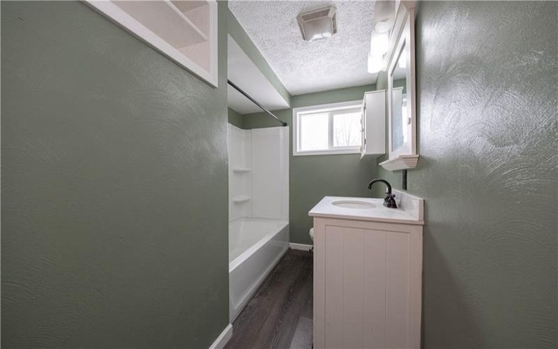 1020 Roosevelt Way, New Alexandria, 15670, 3 Bedrooms Bedrooms, ,2 BathroomsBathrooms,Residential,For Sale,Roosevelt Way,1739629