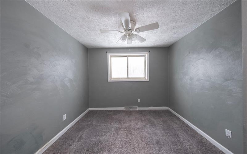 1020 Roosevelt Way, New Alexandria, 15670, 3 Bedrooms Bedrooms, ,2 BathroomsBathrooms,Residential,For Sale,Roosevelt Way,1739629