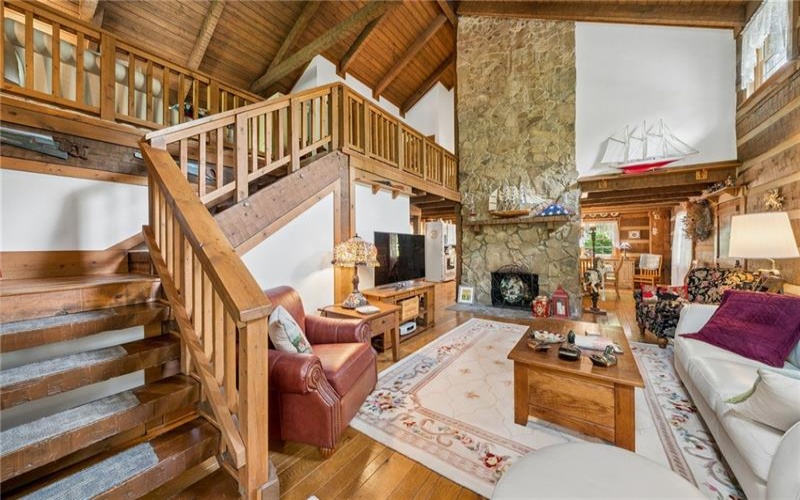 24 McCullough Hill Rd, Amity, 15311, 3 Bedrooms Bedrooms, 10 Rooms Rooms,3 BathroomsBathrooms,Residential,For Sale,McCullough Hill Rd,1753639