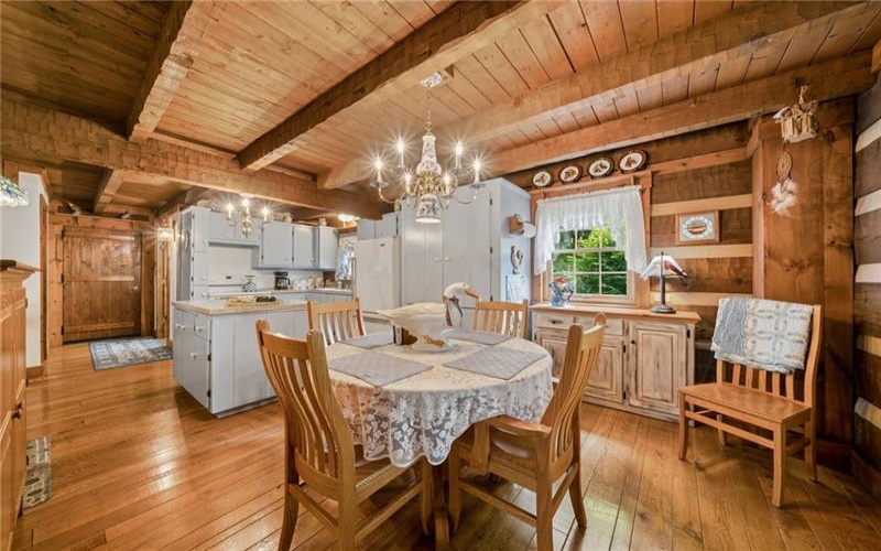 24 McCullough Hill Rd, Amity, 15311, 3 Bedrooms Bedrooms, 10 Rooms Rooms,3 BathroomsBathrooms,Residential,For Sale,McCullough Hill Rd,1753639