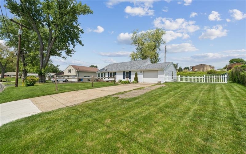 109 Florida Ave, New Kensington, 15068, 3 Bedrooms Bedrooms, ,2 BathroomsBathrooms,Residential,For Sale,Florida Ave,1753702