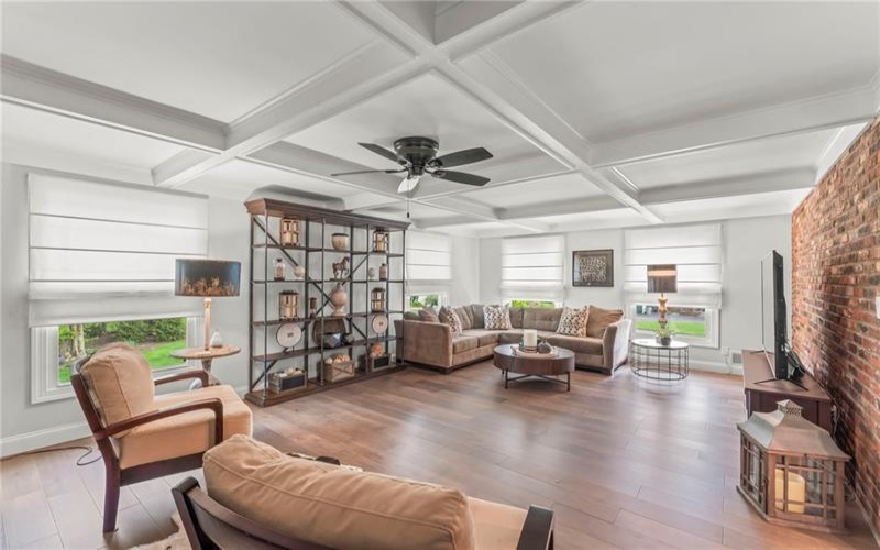 107 Lexington Drive, McMurray, 15317, 4 Bedrooms Bedrooms, 14 Rooms Rooms,3.1 BathroomsBathrooms,Residential,For Sale,Lexington Drive,1753713