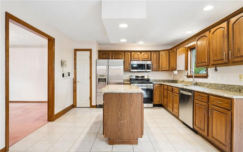 245 Meadow Spring Road, Greensburg, 15601, 4 Bedrooms Bedrooms, 10 Rooms Rooms,3.1 BathroomsBathrooms,Residential,For Sale,Meadow Spring Road,1753738