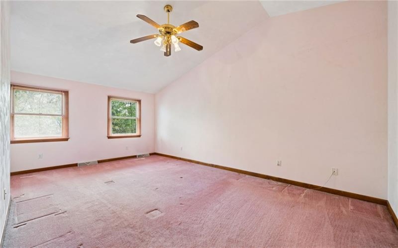 245 Meadow Spring Road, Greensburg, 15601, 4 Bedrooms Bedrooms, 10 Rooms Rooms,3.1 BathroomsBathrooms,Residential,For Sale,Meadow Spring Road,1753738