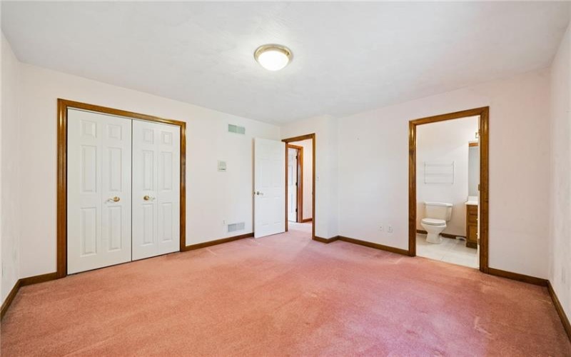 245 Meadow Spring Road, Greensburg, 15601, 4 Bedrooms Bedrooms, 10 Rooms Rooms,3.1 BathroomsBathrooms,Residential,For Sale,Meadow Spring Road,1753738