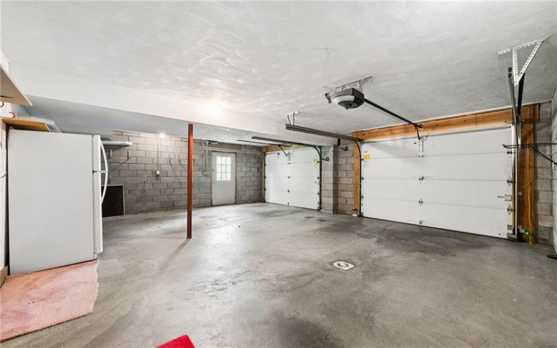 245 Meadow Spring Road, Greensburg, 15601, 4 Bedrooms Bedrooms, 10 Rooms Rooms,3.1 BathroomsBathrooms,Residential,For Sale,Meadow Spring Road,1753738