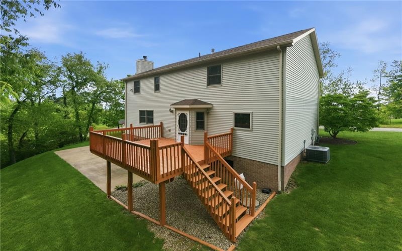 245 Meadow Spring Road, Greensburg, 15601, 4 Bedrooms Bedrooms, 10 Rooms Rooms,3.1 BathroomsBathrooms,Residential,For Sale,Meadow Spring Road,1753738