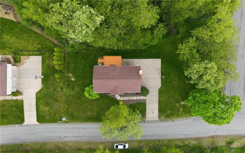 245 Meadow Spring Road, Greensburg, 15601, 4 Bedrooms Bedrooms, 10 Rooms Rooms,3.1 BathroomsBathrooms,Residential,For Sale,Meadow Spring Road,1753738