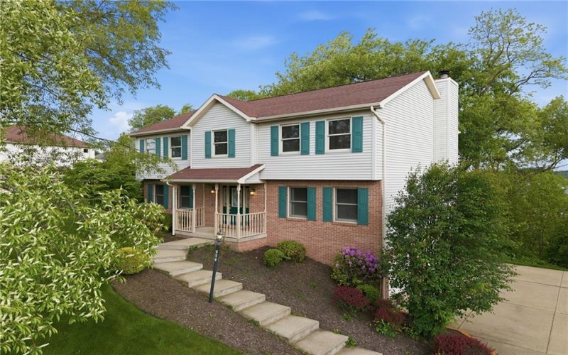 245 Meadow Spring Road, Greensburg, 15601, 4 Bedrooms Bedrooms, 10 Rooms Rooms,3.1 BathroomsBathrooms,Residential,For Sale,Meadow Spring Road,1753738