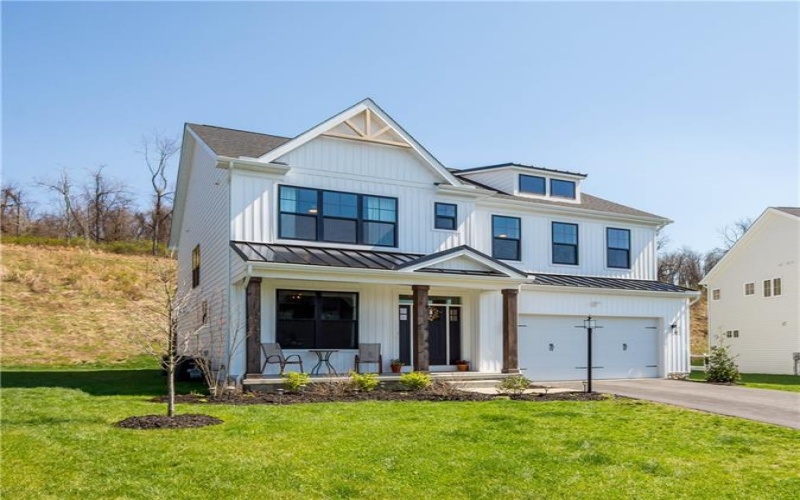 121 Maggie Drive, Eighty Four, 15330, 4 Bedrooms Bedrooms, 9 Rooms Rooms,3.1 BathroomsBathrooms,Residential,For Sale,Maggie Drive,1753767