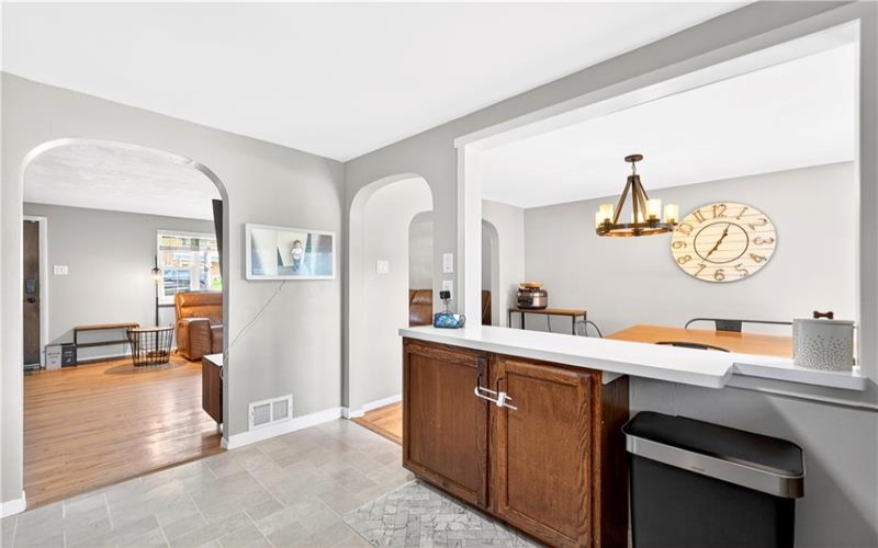 4 Meadowcrest Dr, Cecil, 15321, 3 Bedrooms Bedrooms, 8 Rooms Rooms,2 BathroomsBathrooms,Residential,For Sale,Meadowcrest Dr,1753769