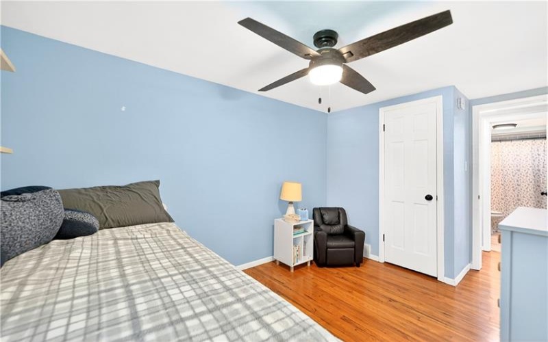 4 Meadowcrest Dr, Cecil, 15321, 3 Bedrooms Bedrooms, 8 Rooms Rooms,2 BathroomsBathrooms,Residential,For Sale,Meadowcrest Dr,1753769