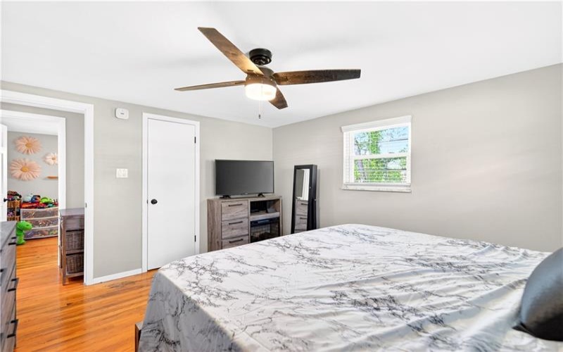 4 Meadowcrest Dr, Cecil, 15321, 3 Bedrooms Bedrooms, 8 Rooms Rooms,2 BathroomsBathrooms,Residential,For Sale,Meadowcrest Dr,1753769