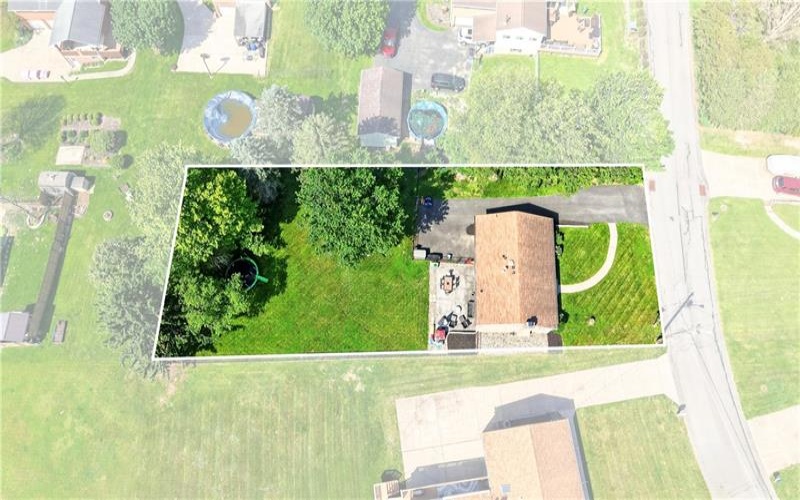 4 Meadowcrest Dr, Cecil, 15321, 3 Bedrooms Bedrooms, 8 Rooms Rooms,2 BathroomsBathrooms,Residential,For Sale,Meadowcrest Dr,1753769