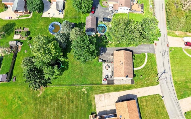 4 Meadowcrest Dr, Cecil, 15321, 3 Bedrooms Bedrooms, 8 Rooms Rooms,2 BathroomsBathrooms,Residential,For Sale,Meadowcrest Dr,1753769