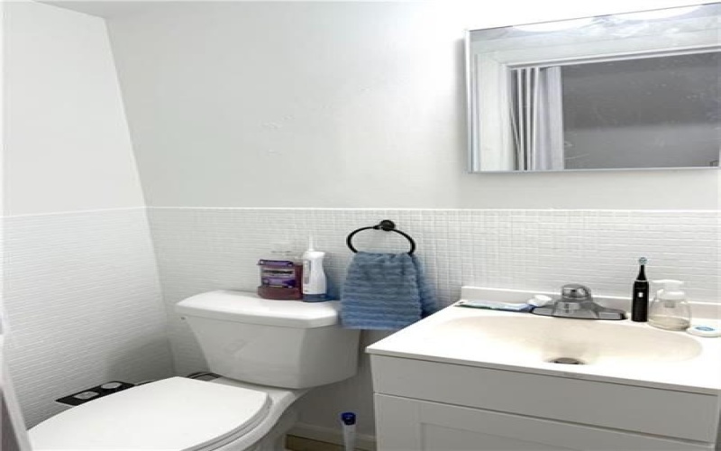 606 Railroad St, Penn, 15675, 3 Bedrooms Bedrooms, ,2.1 BathroomsBathrooms,Residential,For Sale,Railroad St,1753793