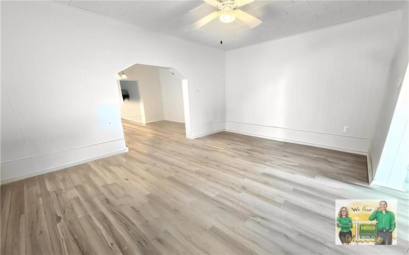 606 Railroad St, Penn, 15675, 3 Bedrooms Bedrooms, ,2.1 BathroomsBathrooms,Residential,For Sale,Railroad St,1753793