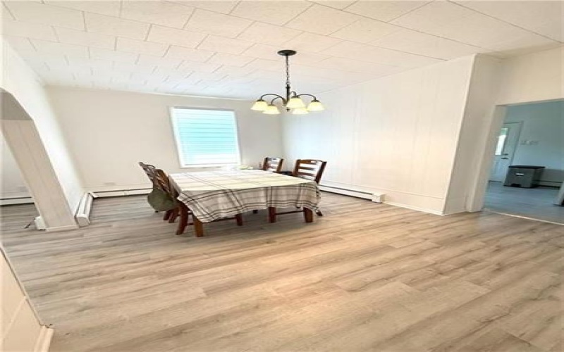 606 Railroad St, Penn, 15675, 3 Bedrooms Bedrooms, ,2.1 BathroomsBathrooms,Residential,For Sale,Railroad St,1753793