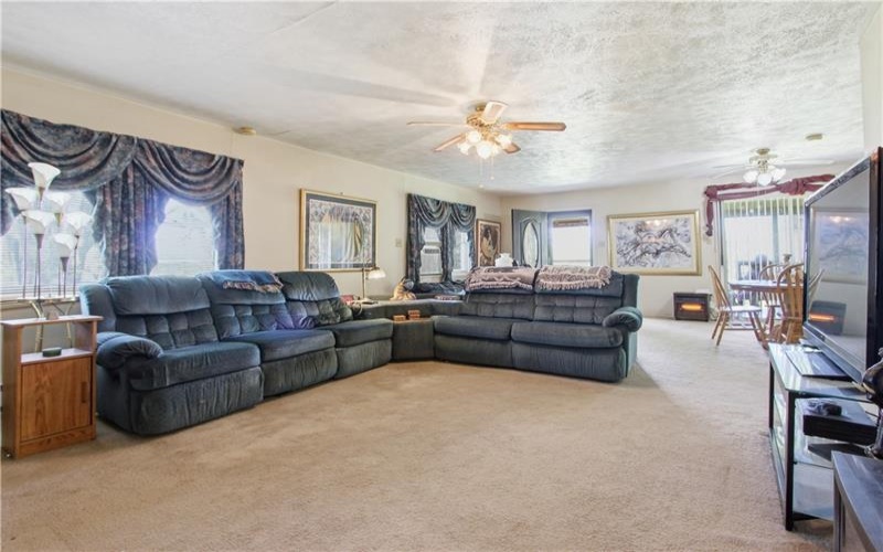 776 Fraction Rd, West Finley, 15377, 2 Bedrooms Bedrooms, 7 Rooms Rooms,1.1 BathroomsBathrooms,Residential,For Sale,Fraction Rd,1753141
