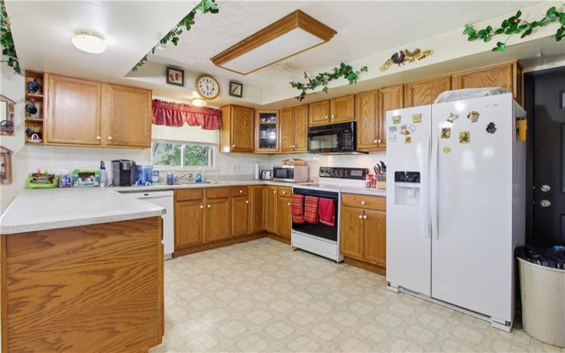 776 Fraction Rd, West Finley, 15377, 2 Bedrooms Bedrooms, 7 Rooms Rooms,1.1 BathroomsBathrooms,Residential,For Sale,Fraction Rd,1753141