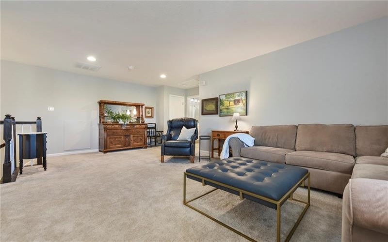 1446 Deer Creek Crossing, Canonsburg, 15317, 3 Bedrooms Bedrooms, 8 Rooms Rooms,2.1 BathroomsBathrooms,Residential,For Sale,Deer Creek Crossing,1753487
