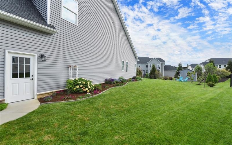 1446 Deer Creek Crossing, Canonsburg, 15317, 3 Bedrooms Bedrooms, 8 Rooms Rooms,2.1 BathroomsBathrooms,Residential,For Sale,Deer Creek Crossing,1753487