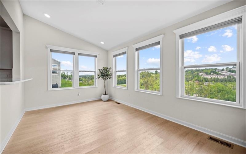 269 Lily Ridge Dr, Canonsburg, 15317, 6 Bedrooms Bedrooms, 13 Rooms Rooms,4 BathroomsBathrooms,Residential,For Sale,Lily Ridge Dr,1753704