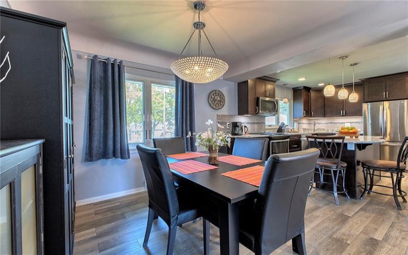 90 Penn Avenue, Irwin, 15642, 2 Bedrooms Bedrooms, 8 Rooms Rooms,1.1 BathroomsBathrooms,Residential,For Sale,Penn Avenue,1753742