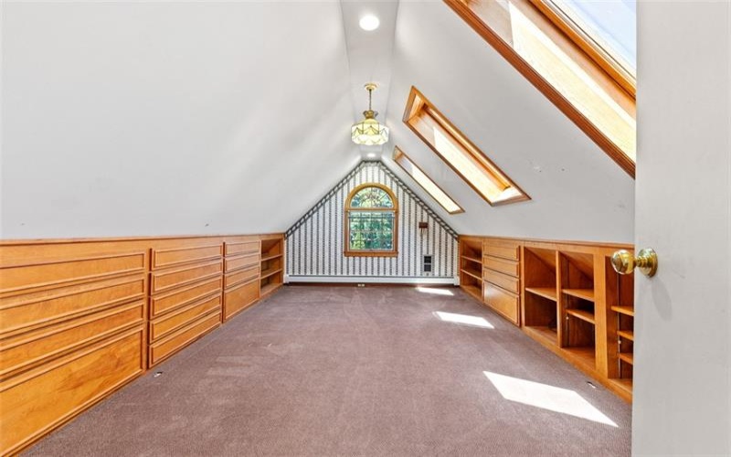 731 Mt. Pleasant Road, West Newton, 15089, 4 Bedrooms Bedrooms, 12 Rooms Rooms,2.1 BathroomsBathrooms,Residential,For Sale,Mt. Pleasant Road,1753810