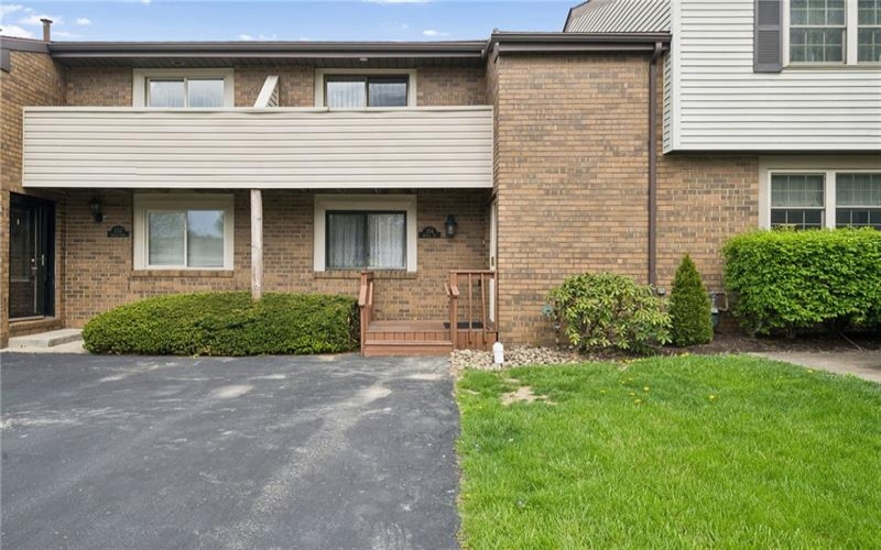 224 Sequoia Ct, Latrobe, 15650, 3 Bedrooms Bedrooms, 7 Rooms Rooms,2.1 BathroomsBathrooms,Residential,For Sale,Sequoia Ct,1753820