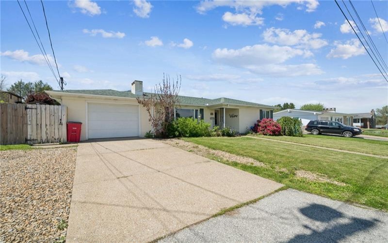 805 Caroline St, Latrobe, 15650, 3 Bedrooms Bedrooms, 6 Rooms Rooms,2 BathroomsBathrooms,Residential,For Sale,Caroline St,1753875