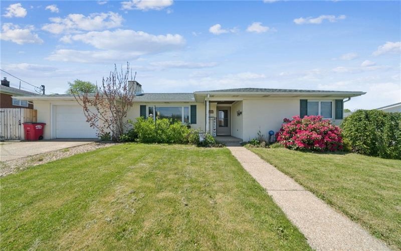805 Caroline St, Latrobe, 15650, 3 Bedrooms Bedrooms, 6 Rooms Rooms,2 BathroomsBathrooms,Residential,For Sale,Caroline St,1753875