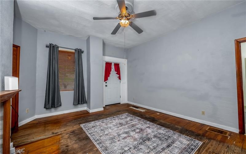 400 1/2 Jackson Ave, Vandergrift, 15690, 2 Bedrooms Bedrooms, ,1 BathroomBathrooms,Residential,For Sale,Jackson Ave,1753881