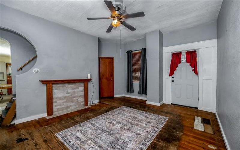 400 1/2 Jackson Ave, Vandergrift, 15690, 2 Bedrooms Bedrooms, ,1 BathroomBathrooms,Residential,For Sale,Jackson Ave,1753881