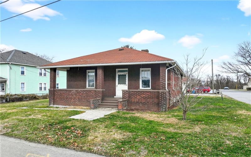 1404 Aetna St, Connellsville, 15425, 2 Bedrooms Bedrooms, ,1.1 BathroomsBathrooms,Residential,For Sale,Aetna St,1741963