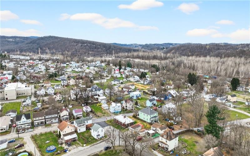 1404 Aetna St, Connellsville, 15425, 2 Bedrooms Bedrooms, ,1.1 BathroomsBathrooms,Residential,For Sale,Aetna St,1741963