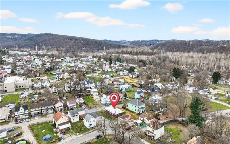 1404 Aetna St, Connellsville, 15425, 2 Bedrooms Bedrooms, ,1.1 BathroomsBathrooms,Residential,For Sale,Aetna St,1741963