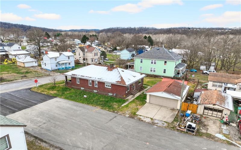 1404 Aetna St, Connellsville, 15425, 2 Bedrooms Bedrooms, ,1.1 BathroomsBathrooms,Residential,For Sale,Aetna St,1741963