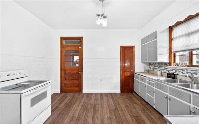 1404 Aetna St, Connellsville, 15425, 2 Bedrooms Bedrooms, ,1.1 BathroomsBathrooms,Residential,For Sale,Aetna St,1741963