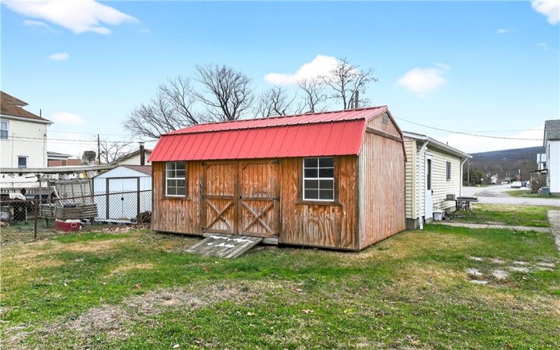 1404 Aetna St, Connellsville, 15425, 2 Bedrooms Bedrooms, ,1.1 BathroomsBathrooms,Residential,For Sale,Aetna St,1741963