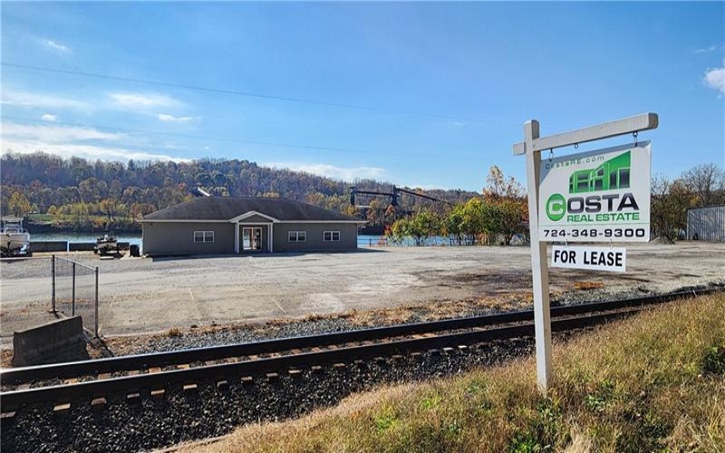 736 Front St, Fredericktown, 15333, ,Commercial-industrial-business,For Sale,Front St,1753171