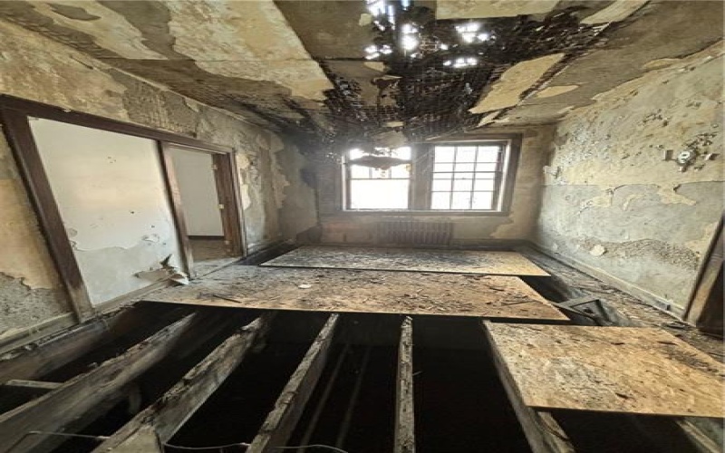 400 5th St, Charleroi, 15022, ,Multi-unit,For Sale,5th St,1753554