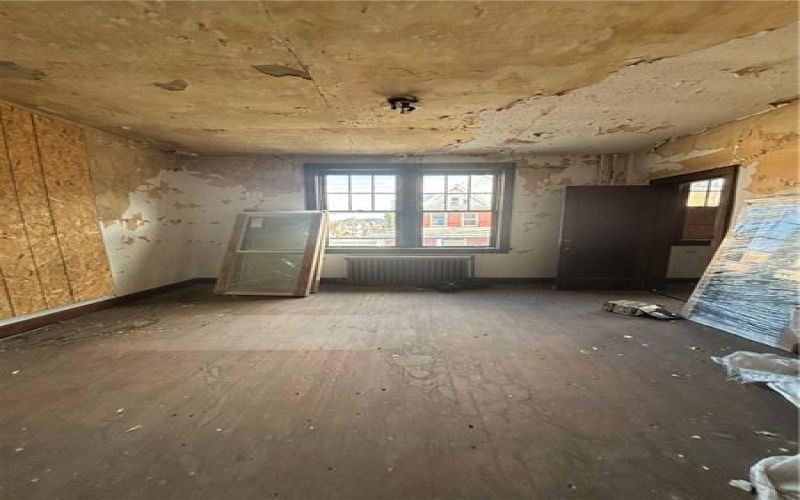 400 5th St, Charleroi, 15022, ,Multi-unit,For Sale,5th St,1753554
